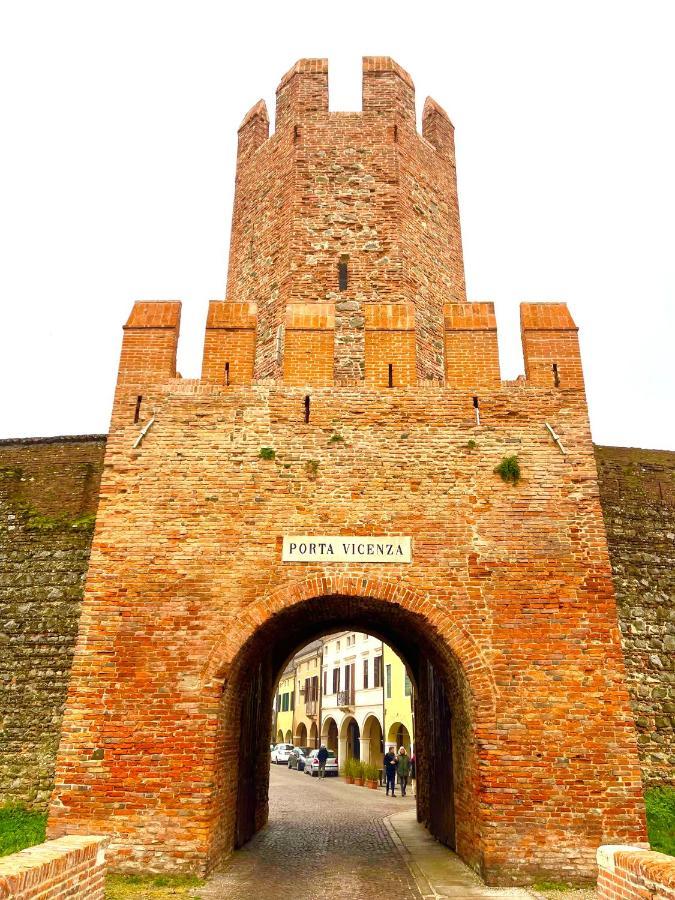 Ca' Del Sole - Attico Panoramico In Centro Storico Apartment Montagnana  Exterior photo